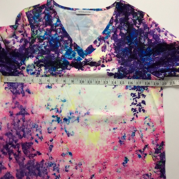 FLORAL V-NECK SHIRT NWOT - Picture 9 of 13